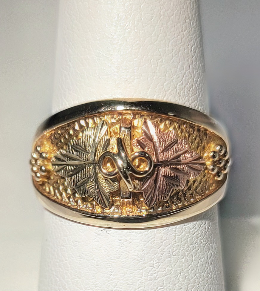 Vintage landstrom black hills gold discount